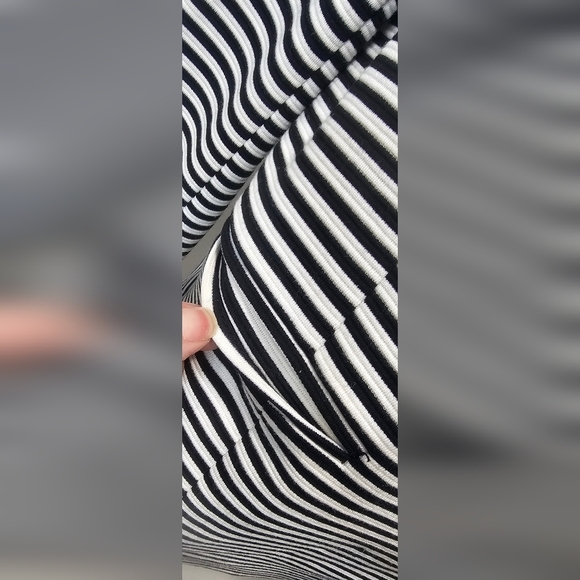 Bar III Long Sleeve Black and White Striped Blazer Size XL Business Casual NWT - Picture 6 of 13